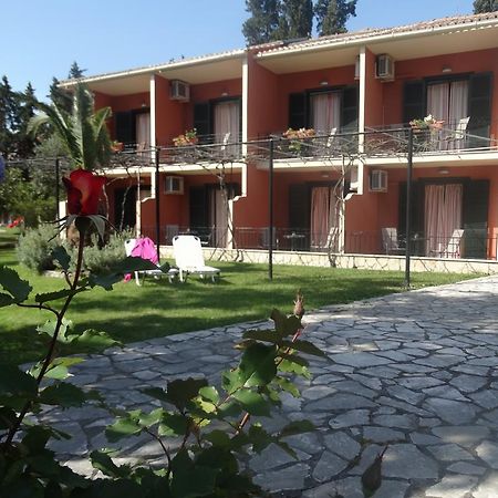 Dassia Beach Pension Екстер'єр фото