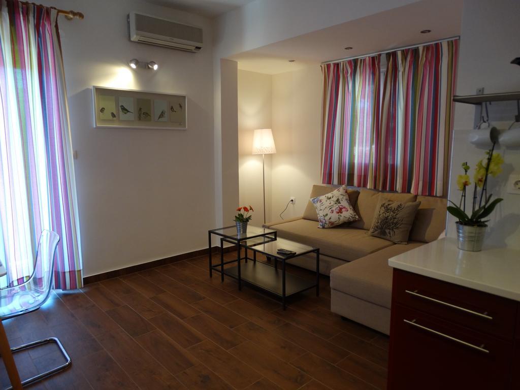 Dassia Beach Pension Екстер'єр фото