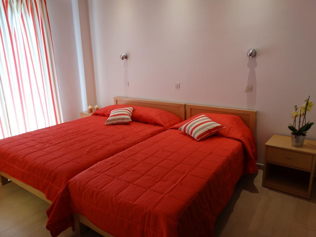Dassia Beach Pension Екстер'єр фото